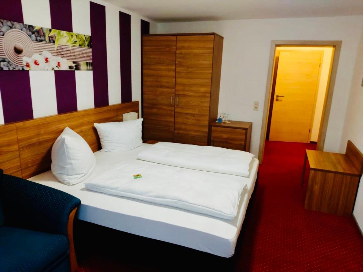 Hotel Relax Wachenroth Exterior photo